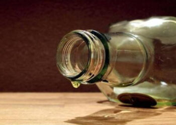 தமிழ்நாட்டில் கள்ளச்சாராயம் அருந்திய பலர் பலி